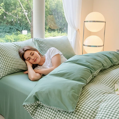 fille avec drap housse 220x240 vert