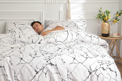 housse de couette 200x200 marbre blanc avec homme qui dort